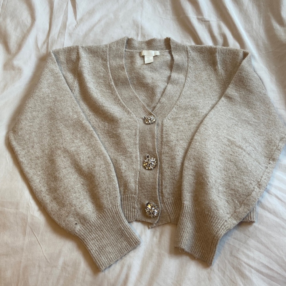 🎀H&M Divided Cream RhineStone Cardigan